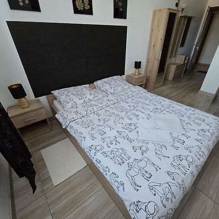 Motel I Restauracja "Pod Baszta" Naglowice Екстериор снимка