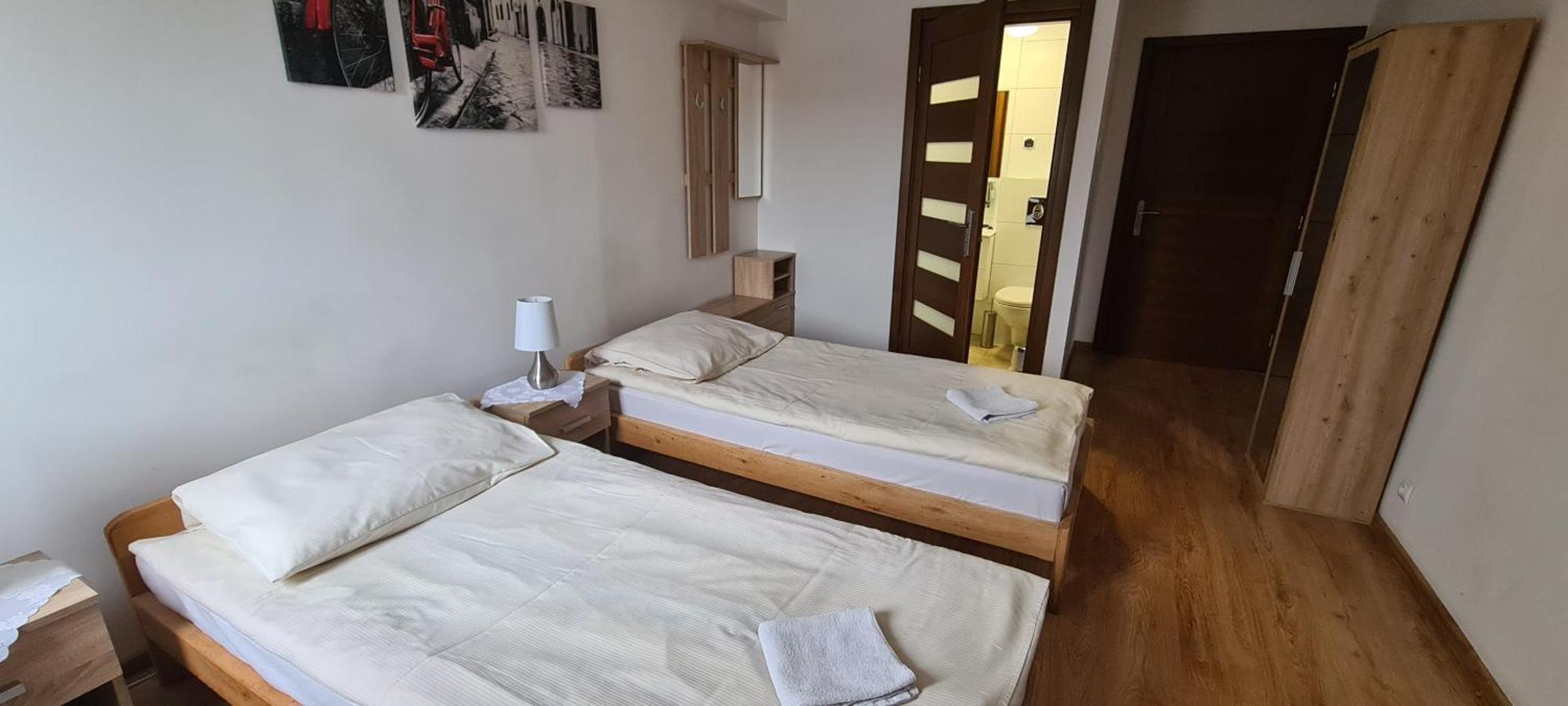 Motel I Restauracja "Pod Baszta" Naglowice Екстериор снимка