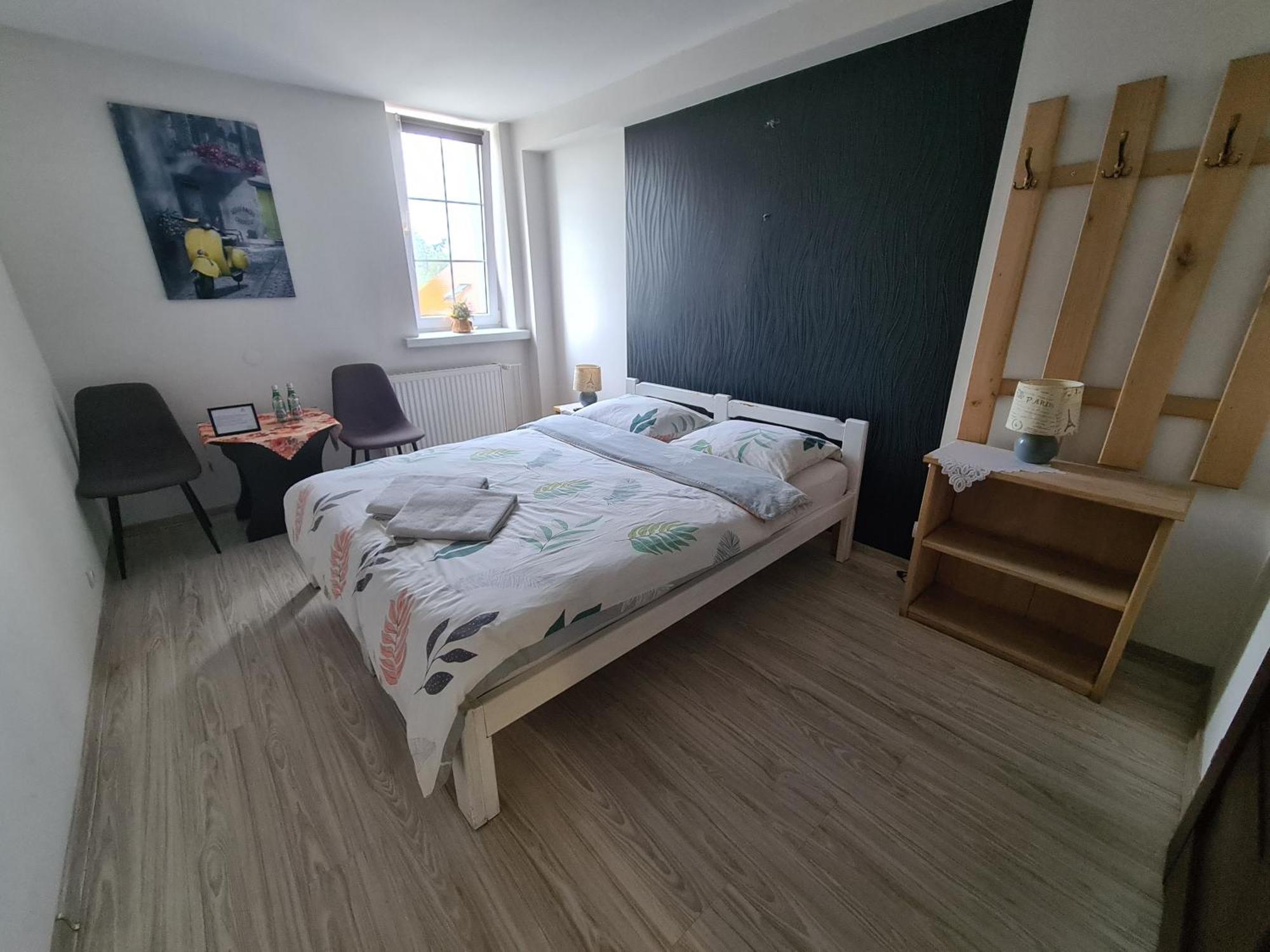 Motel I Restauracja "Pod Baszta" Naglowice Стая снимка